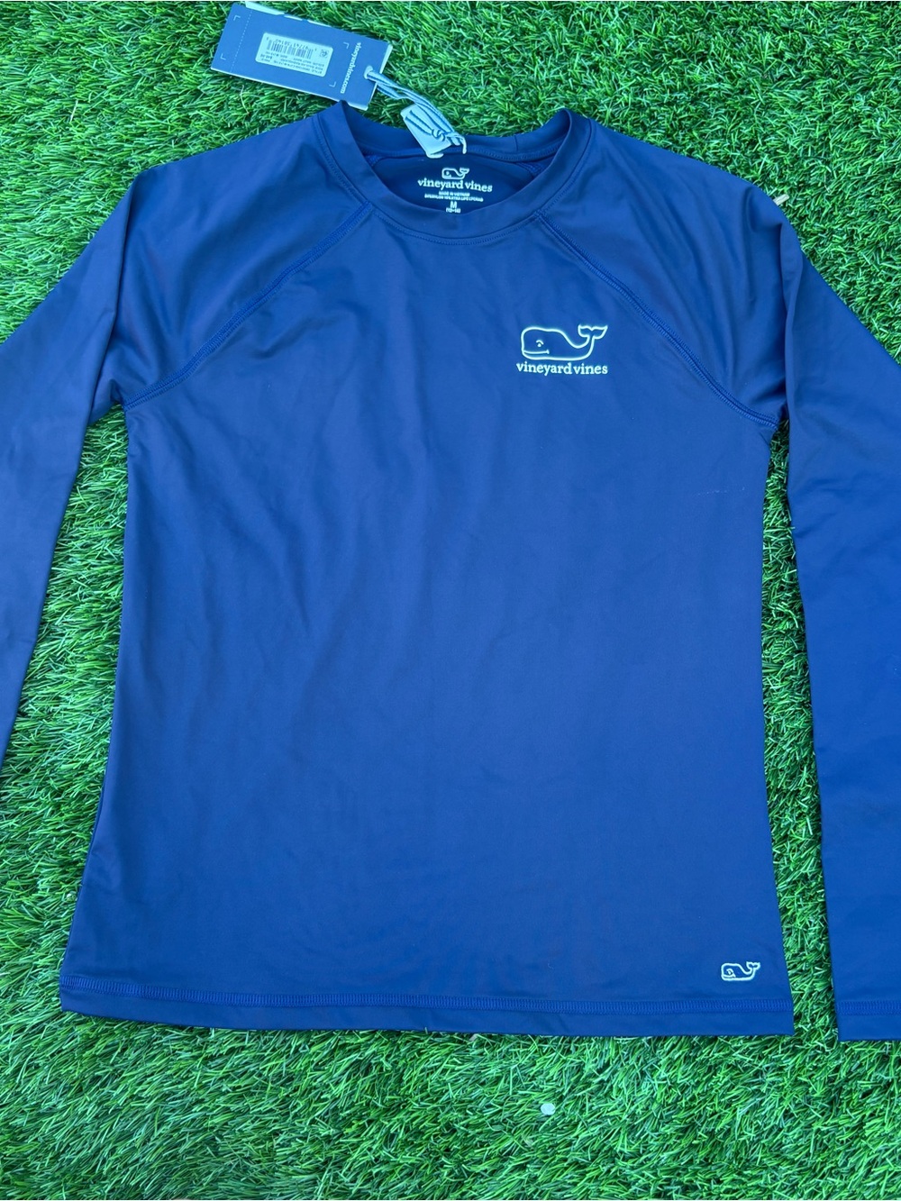 Vineyard Vines Boys Long-Sleeve Navy Rash Guard Size M 12-14